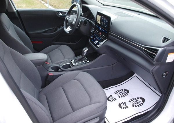 Hyundai IONIQ cena 78900 przebieg: 72965, rok produkcji 2020 z Racibórz małe 106